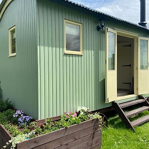 Villa Willow Shepherd Hut à West Row Exterior photo