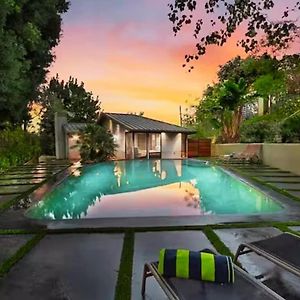 Villa Cozy Oasis In Oakley With Basketball Court Pool à Los Angeles Exterior photo