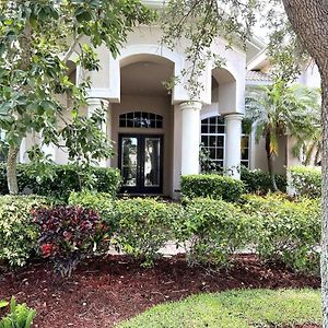 Beautiful 4 Bedroom And 4 Bathroom With Heated Salt Water Pool In Gated Community Close To Some Of The Best Beaches In The Usa Bradenton Exterior photo