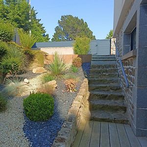 Appartement Beautiful Garden Floor Opening Onto Private Pool à Lancieux Exterior photo