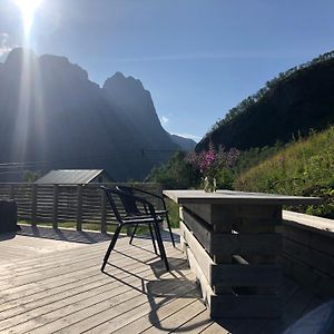 Segla Guesthouse - With View Of Fjord Fjordgard Exterior photo