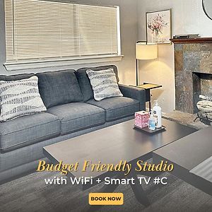 Villa Budget Friendly Studio With Wifi Smart Tv 32C à Oklahoma City Exterior photo