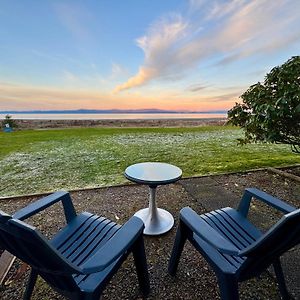 Shorewater Resort Beach Condo Qualicum Beach Exterior photo