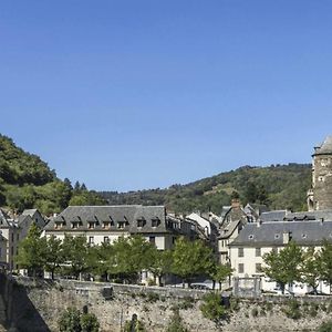 Bed and Breakfast Chez Cornelia à Estaing  Exterior photo