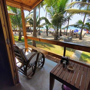 Hotel Orange Sky Beach Bungalow à Agonda Exterior photo