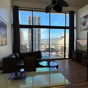 Appartement Downtown 2Br Huge Patio Free Parking Wifi à Honolulu Exterior photo