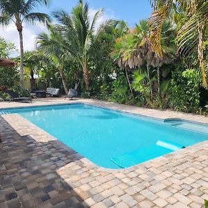 Villa Thumb Point Oasis W Heated Pool Walk To Beach à Fort Pierce Exterior photo