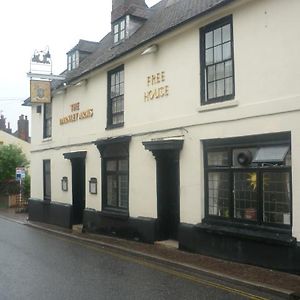 Hotel The Darnley Arms à Gravesend Exterior photo