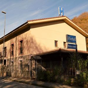 Hotel Ribera Del Chicu Arriondas Exterior photo