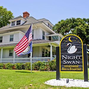 Bed and Breakfast Night Swan Intracoastal Bed & Breakfast à New Smyrna Beach Exterior photo