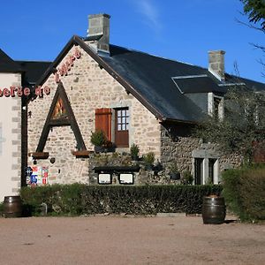 Hotel Auberge De L'Atre à Quarré-les-Tombes Exterior photo