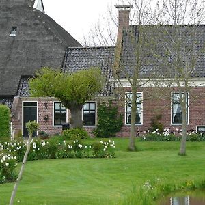 Bed and Breakfast Landgoedlogies Pabema à Zuidhorn Exterior photo