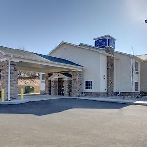 Cobblestone Hotel&Suites - Salem Exterior photo