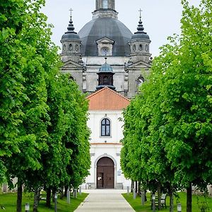 Hotel Monte Pacis à Kaunas Exterior photo