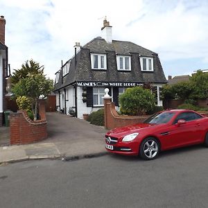 The White Lodge Great Yarmouth Exterior photo