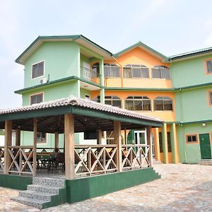 Hôtel Ridma Hospitality à Accra Exterior photo