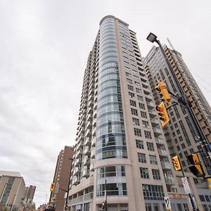 Nge Stays - Rideau Street Apartments Ottawa Exterior photo