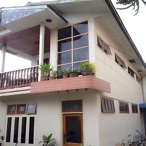 Joy Hotel Nyaung Shwe Exterior photo