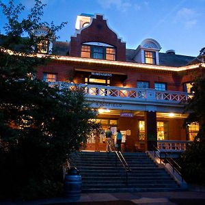 Hotel Mcmenamins Edgefield à Troutdale Exterior photo