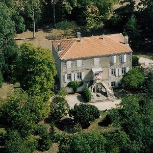 Bed and Breakfast Manoir Angle à Blanzay-sur-Boutonne Exterior photo