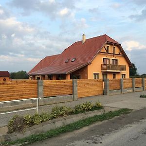 Bíbic Vendégházak Nagybajom Exterior photo