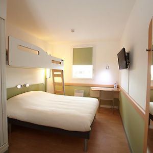 Hotel Ibis Budget Pontarlier Room photo