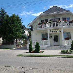 Hotel Penzion Romantik à Dolná Streda Exterior photo