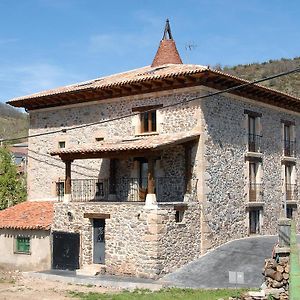 Villa Hostal Residencia El Mirador Del Pedroso à Barbadillo del Pez Room photo