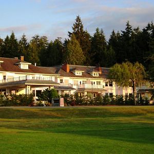 Crown Mansion Boutique Hotel&Villas Qualicum Beach Exterior photo