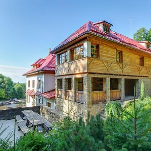 Hotel Lesni Penzion Bunc à Jankovice Exterior photo