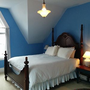 Bed and Breakfast Fairmont House Bed&Breakfast à Mahone Bay Room photo