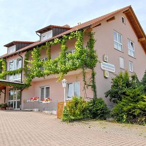 Hotel Gaestehaus Kleine Kalmit à Landau in der Pfalz Exterior photo