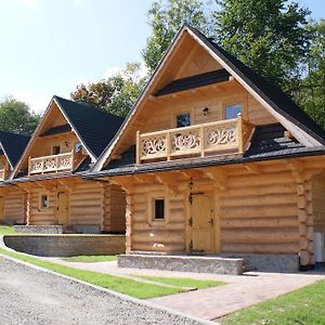 Hotel Ostoja Karlikow - Domki Do Wynajecia à Bukowsko Exterior photo