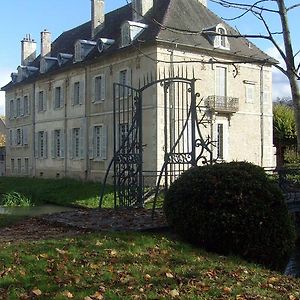 Bed and Breakfast Château De Serrigny à Ladoix-Serrigny Exterior photo