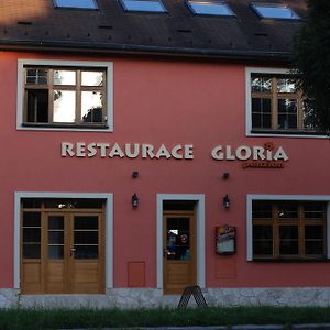 Hotel Gloria à Olomouc Exterior photo