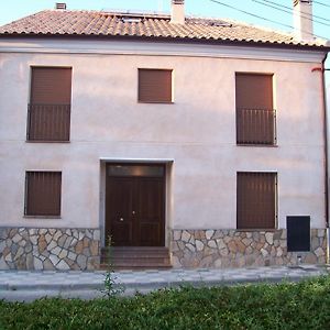 Apartamentos Rurales Romero Nohales Exterior photo