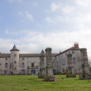 Château de Chantelauze Olliergues Exterior photo