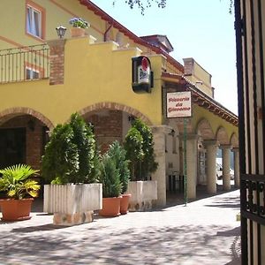 Hotel Penzion Da Giacomo à Trenčín Exterior photo