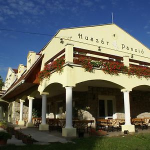 Bed and Breakfast Huszár Panzió és Étterem à Sárospatak Exterior photo