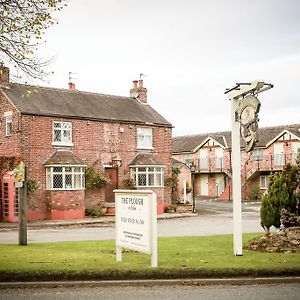 The Plough Inn & Restaurant Congleton Exterior photo