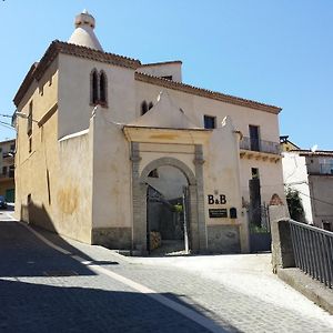 Bed and Breakfast Palazzo Madeo - Residenza D'Epoca à Crosia Exterior photo