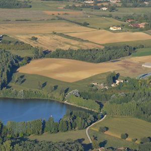 Villa Gite au Lac du Gouyre à Puygaillard-de-Quercy Exterior photo