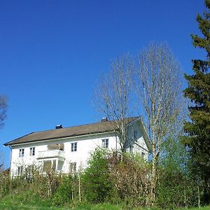 Maison d'hôtes Sogn Lagensikt à Svarstad  Exterior photo