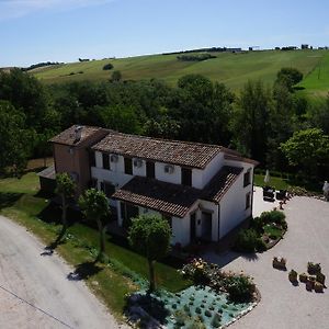 Maison d'hôtes Agriturismo La Cantina Di Bacco à Loretello Exterior photo