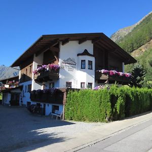 Hotel Alpenhaeusl à Sölden Exterior photo