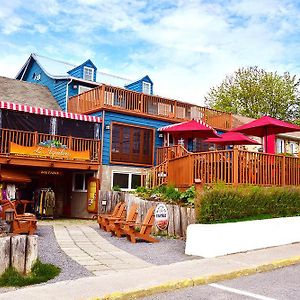 Hotel La Galouine auberge et Restaurant à Tadoussac Exterior photo