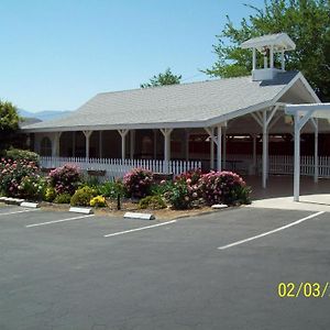 Lakeshore Lodge Wofford Heights Exterior photo