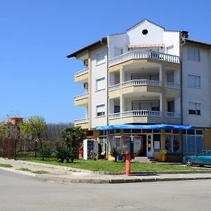 Kirovi House - Guest Rooms Tsarévo Exterior photo