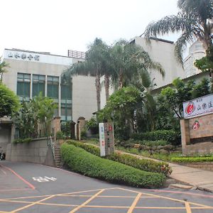 Shan-Yue Hotspring Hotel Taipei Exterior photo