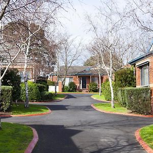 Appartement Park Avenue - Forest Hill à Bend of Islands Exterior photo